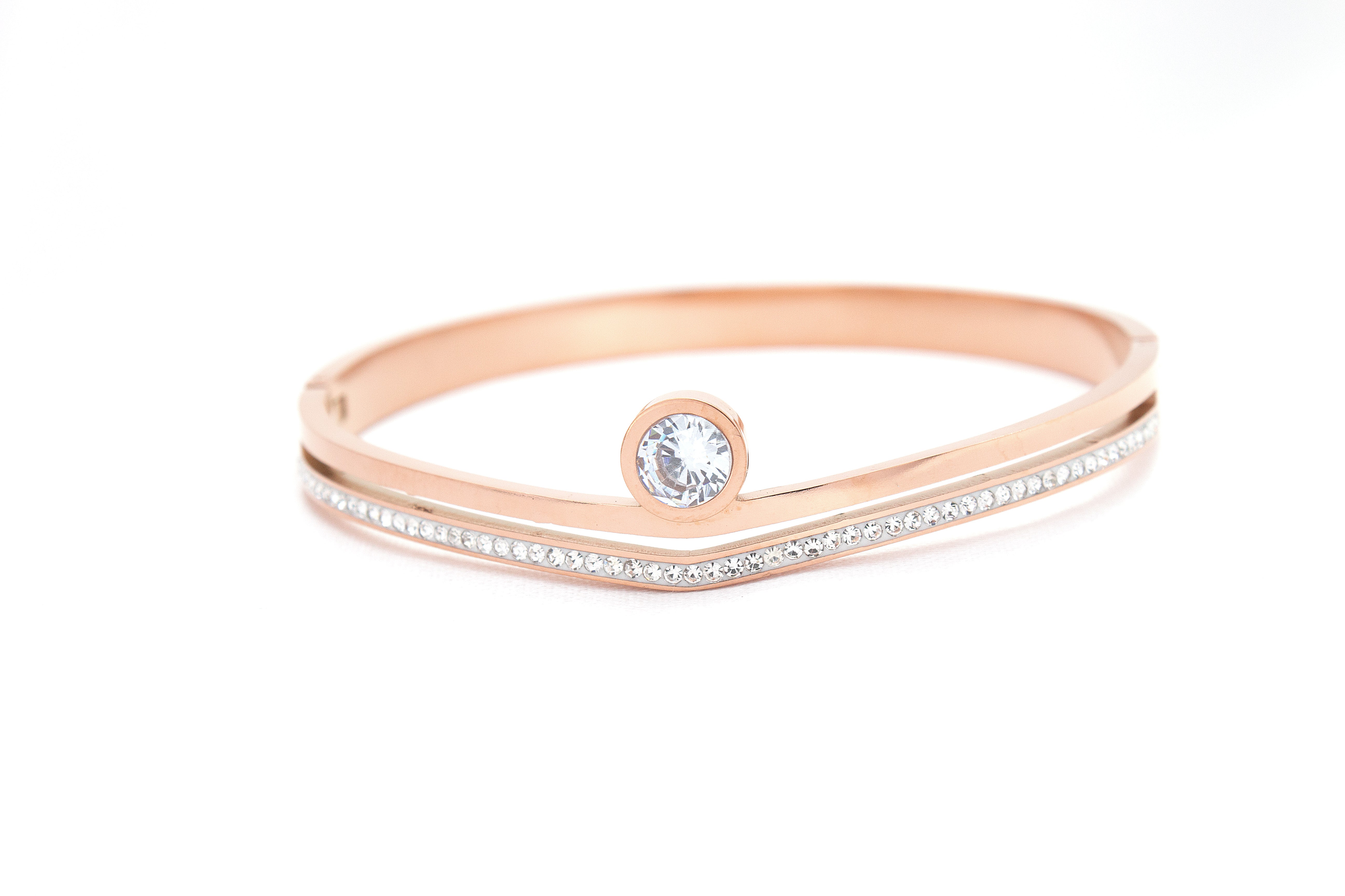 ROSE GOLD V-POINT SOLITAIRE BRACELETS