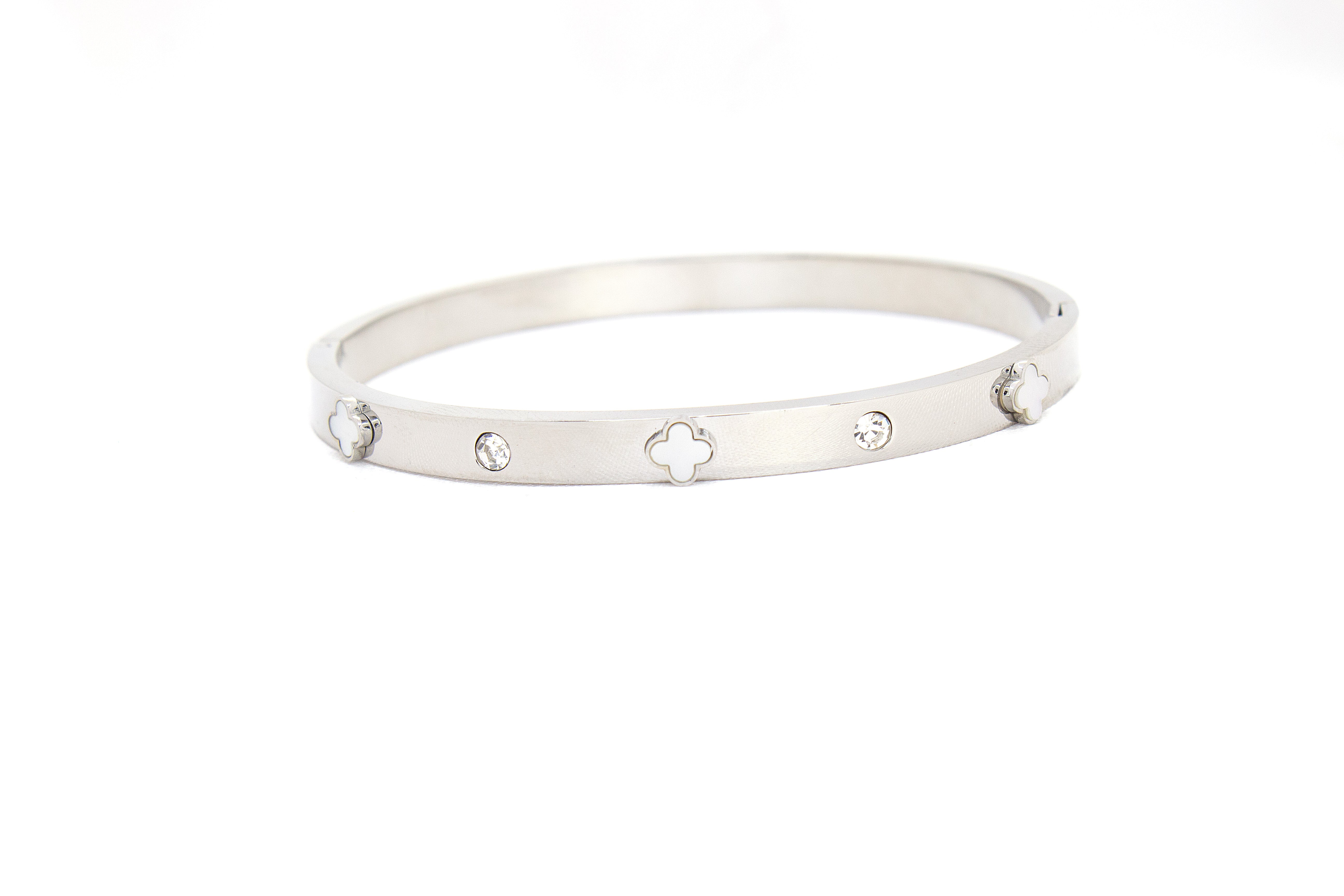 WHITE ENAMEL CLOVER BRACELET