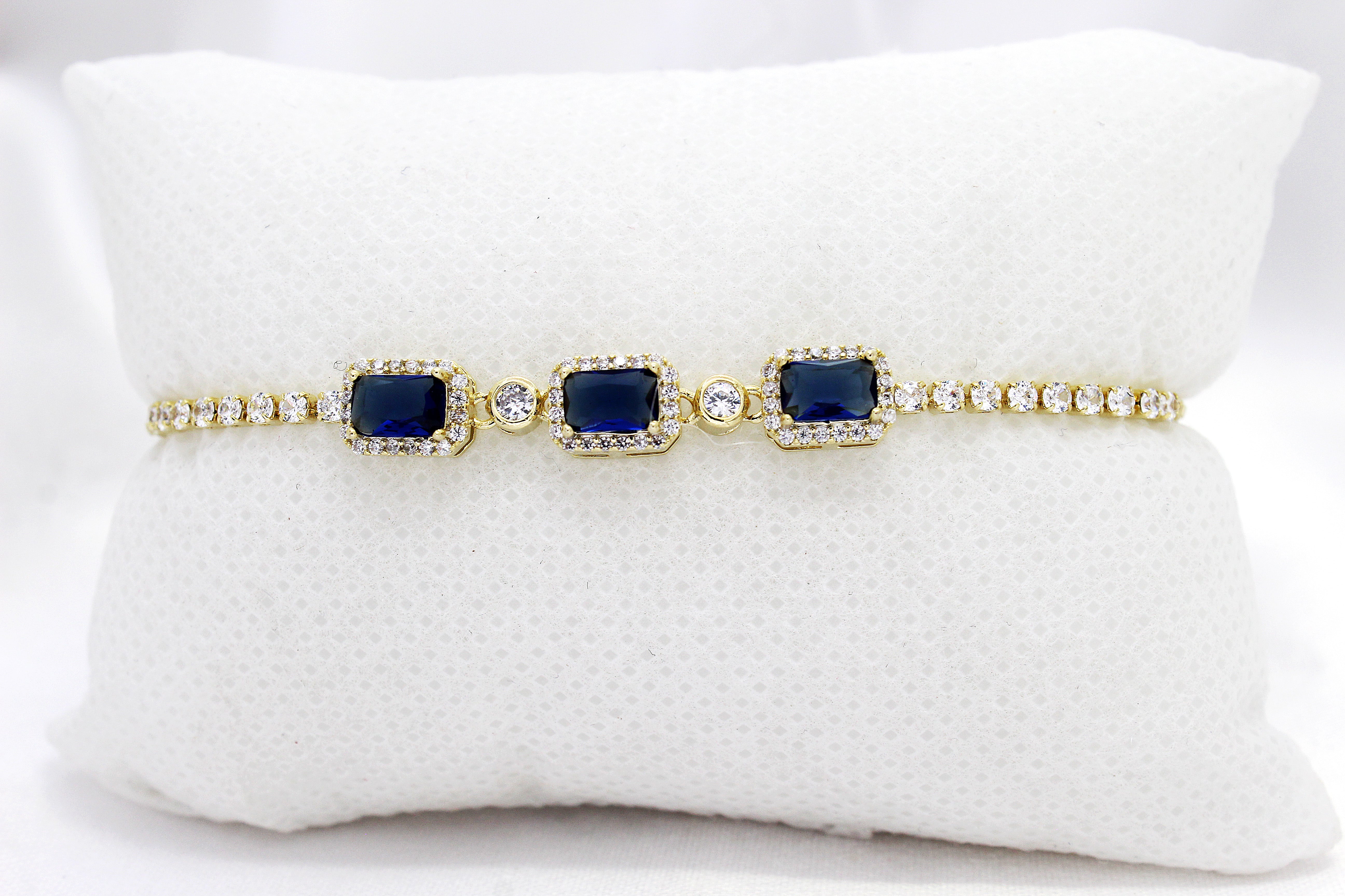 NAVY BLUE EMERALD-CUT CHAIN BRACELET