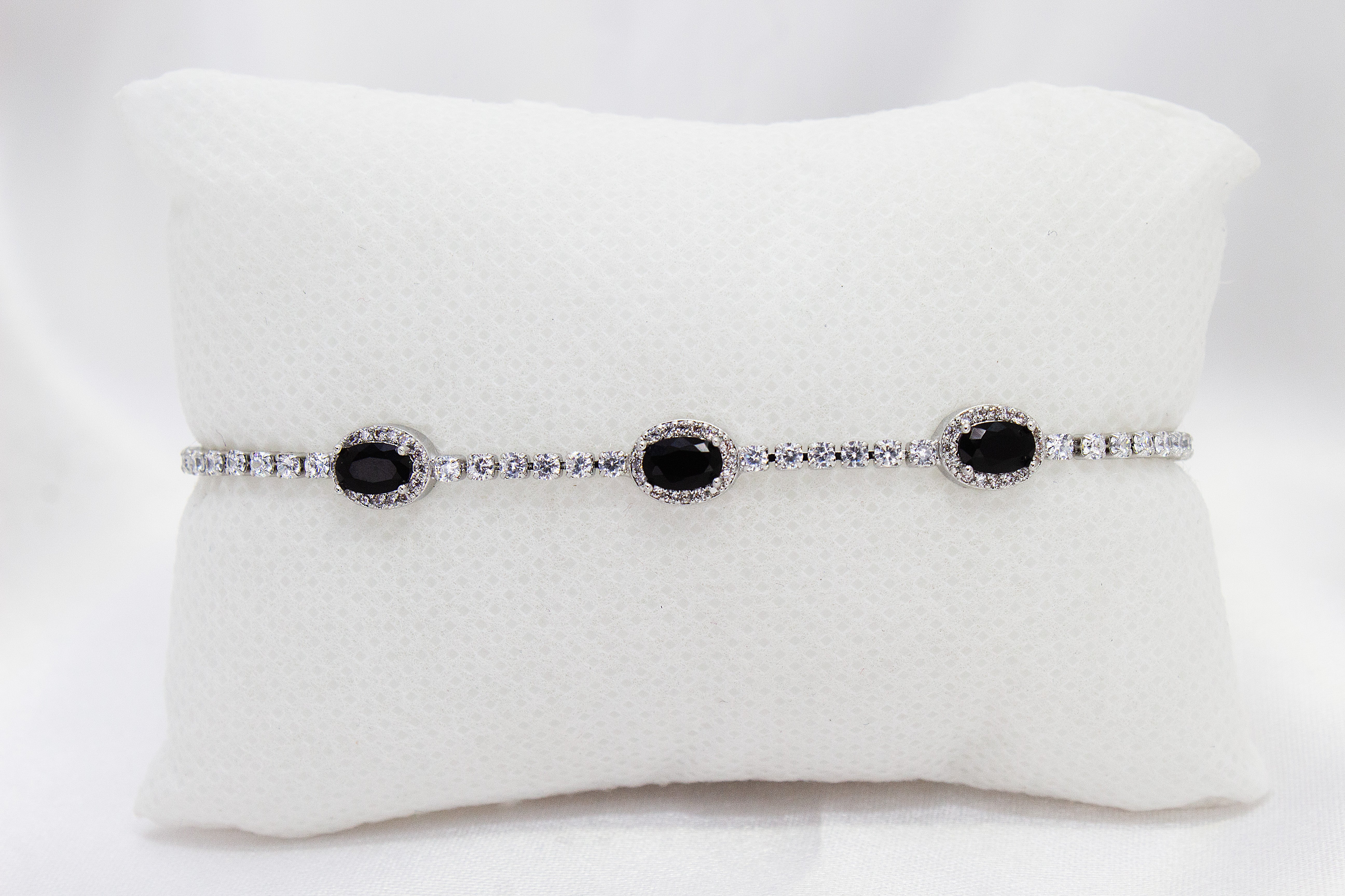 OVAL TURQUOISE CHAIN BRACELET