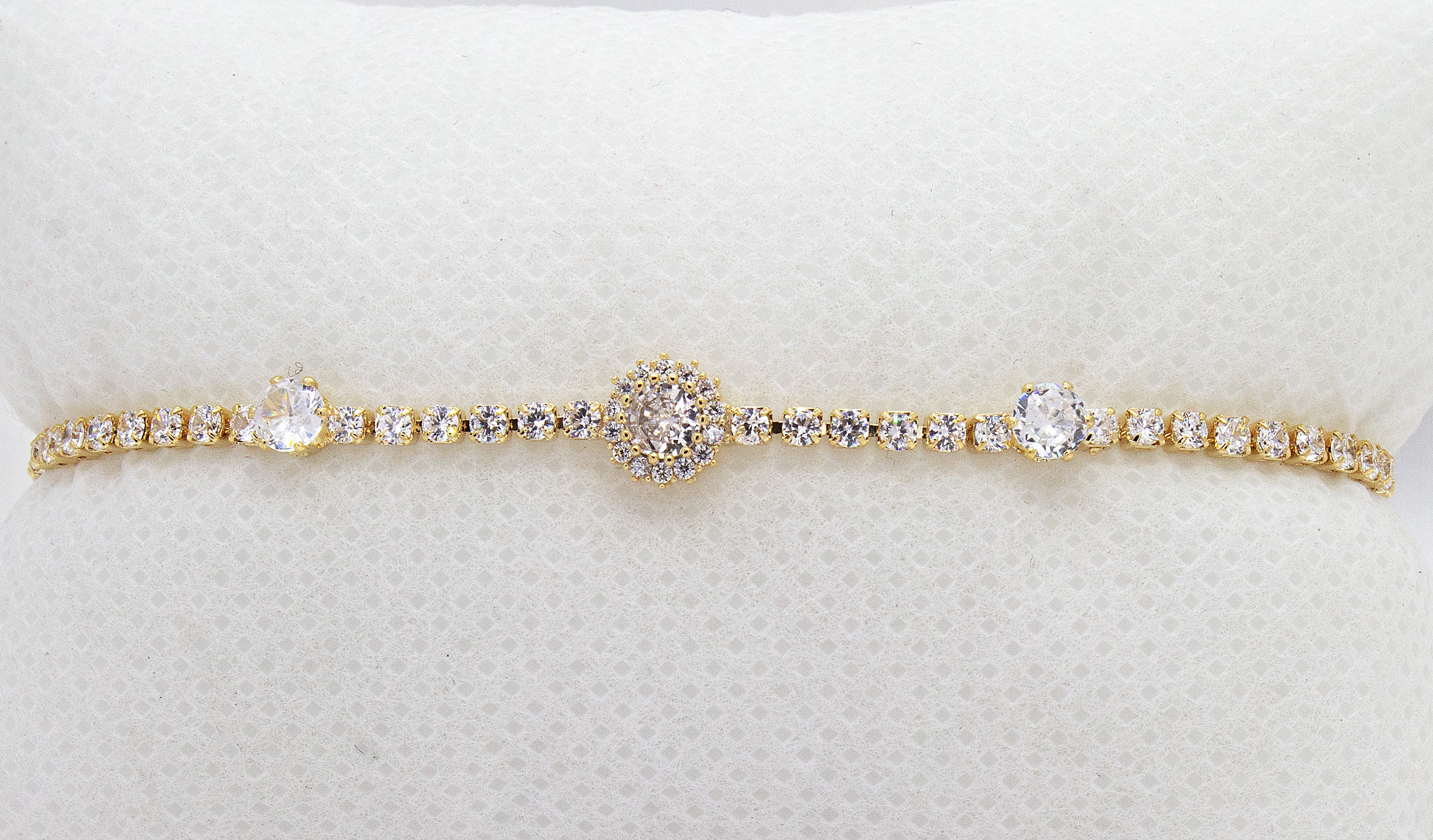 HALO CENTERPIECE CHAIN BRACELET