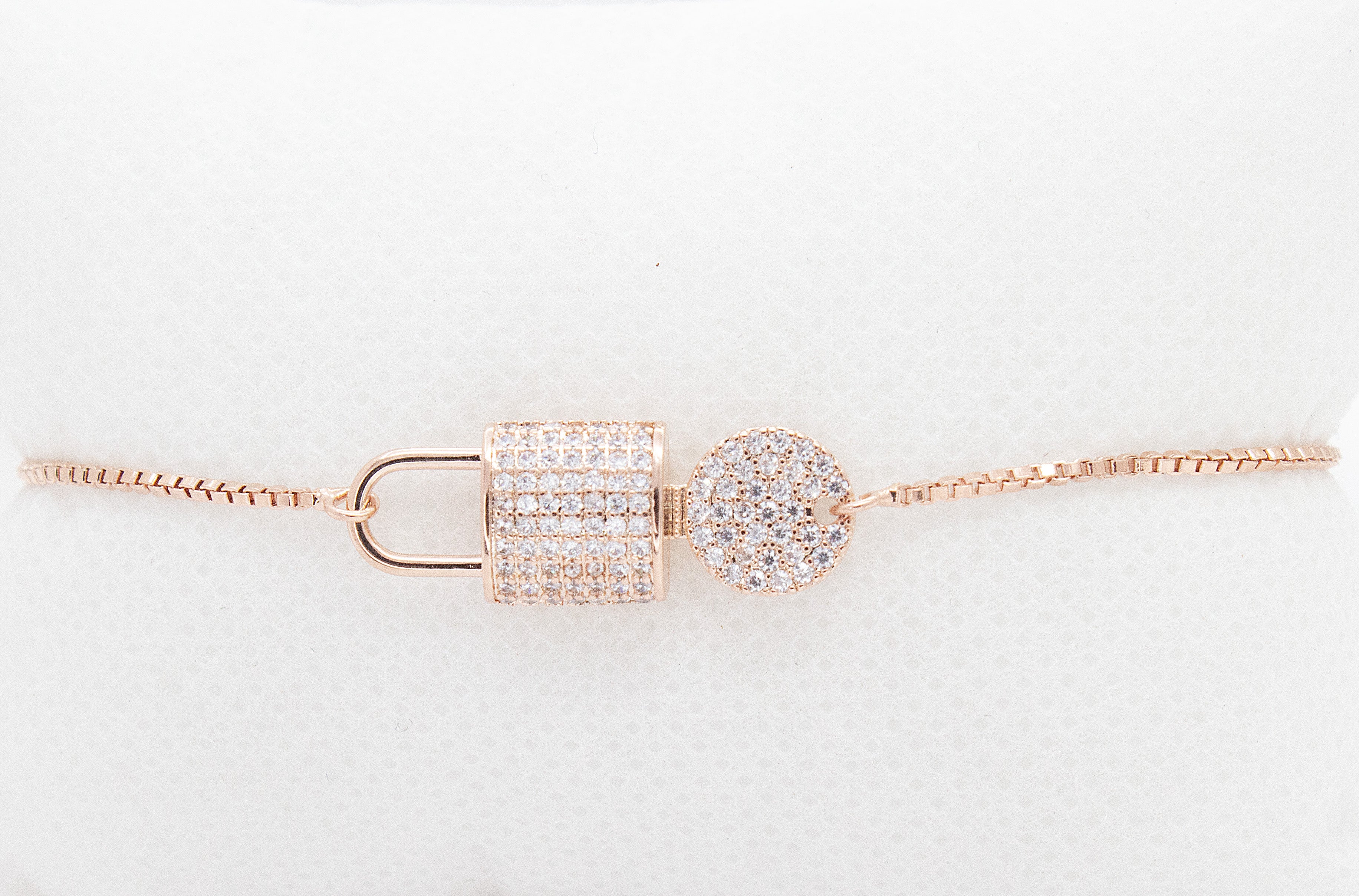 LOCK & KEY CHAIN BRACELET