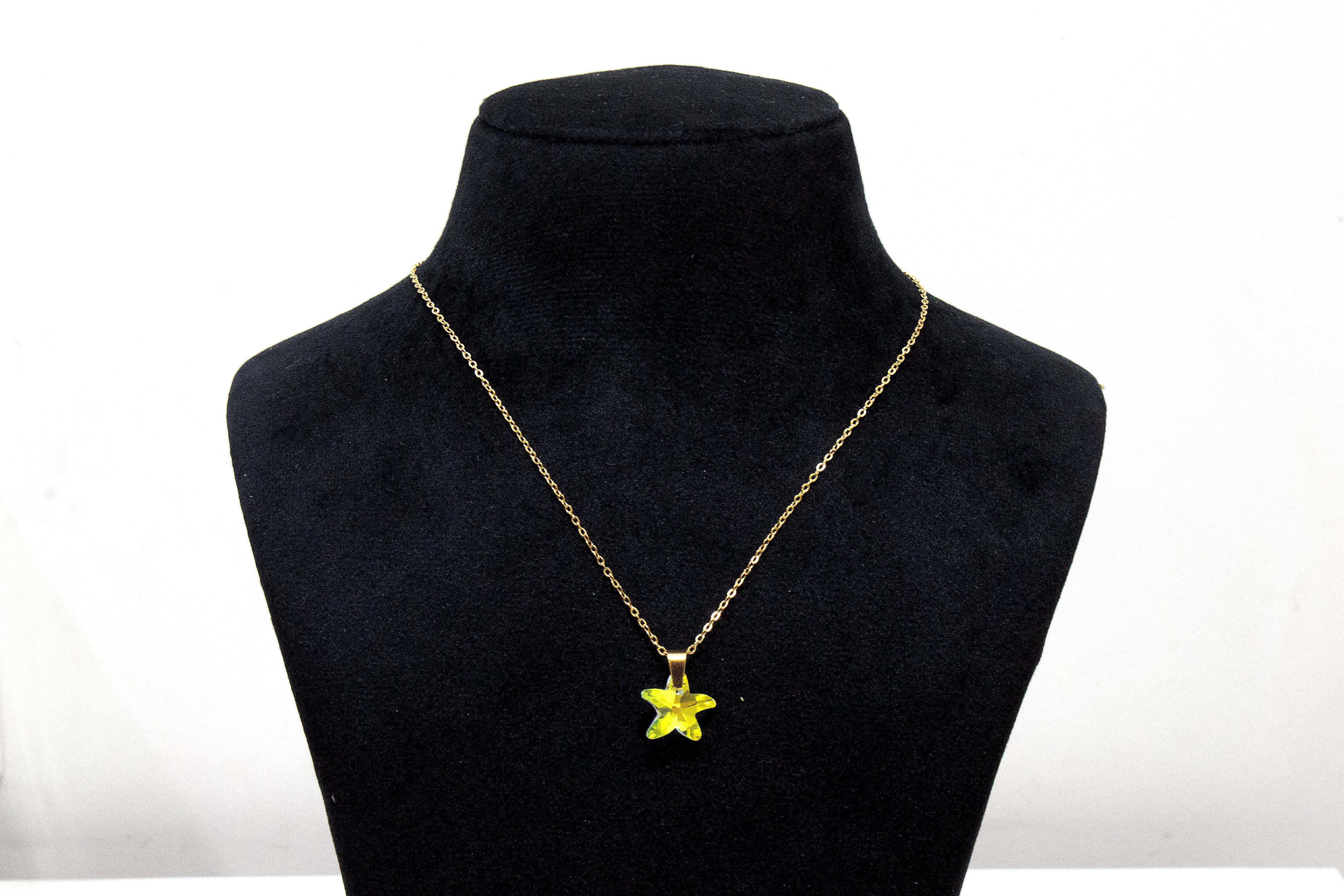 AURORA STAR PENDANT CHAIN