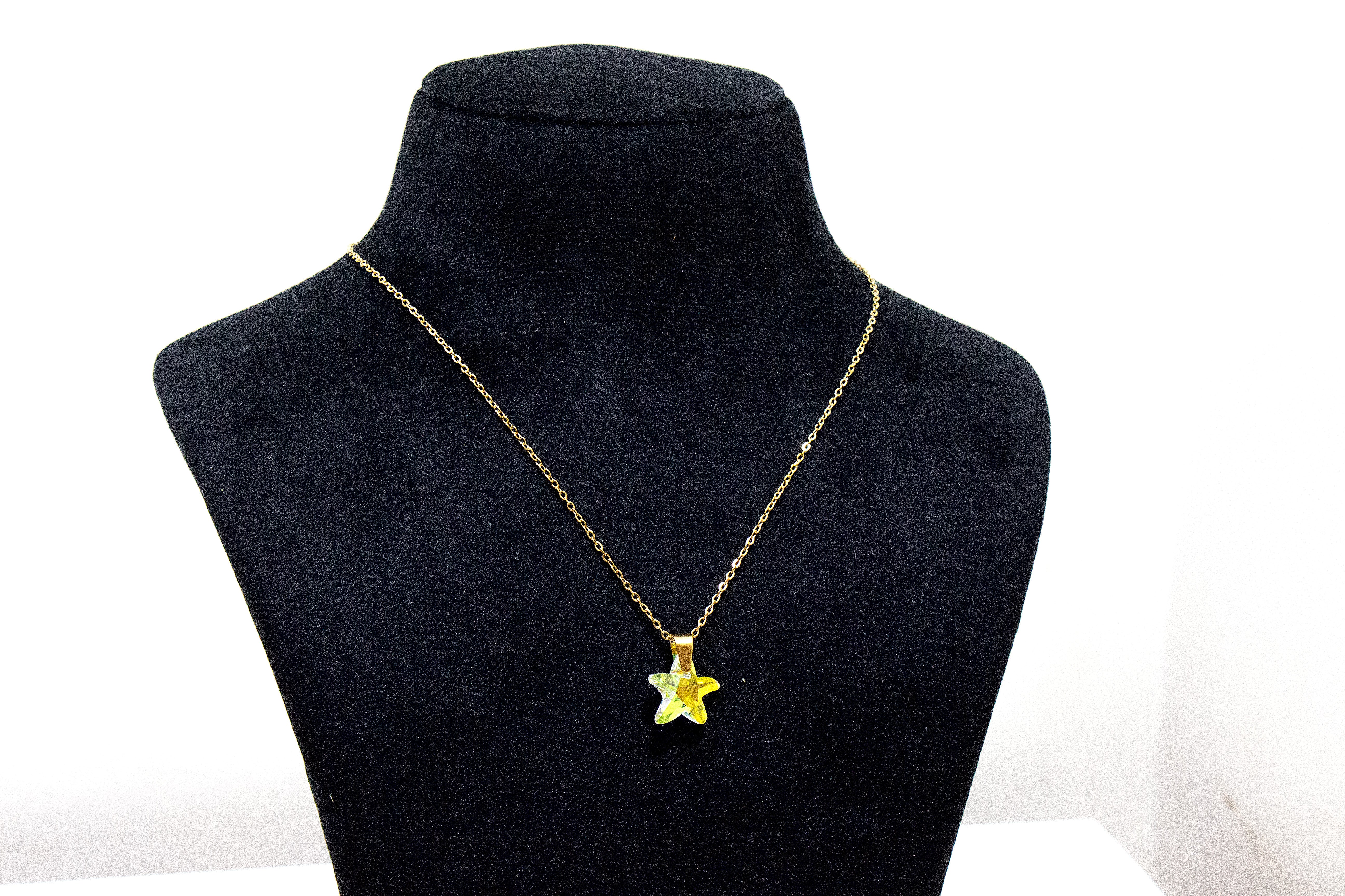 AURORA STAR PENDANT CHAIN