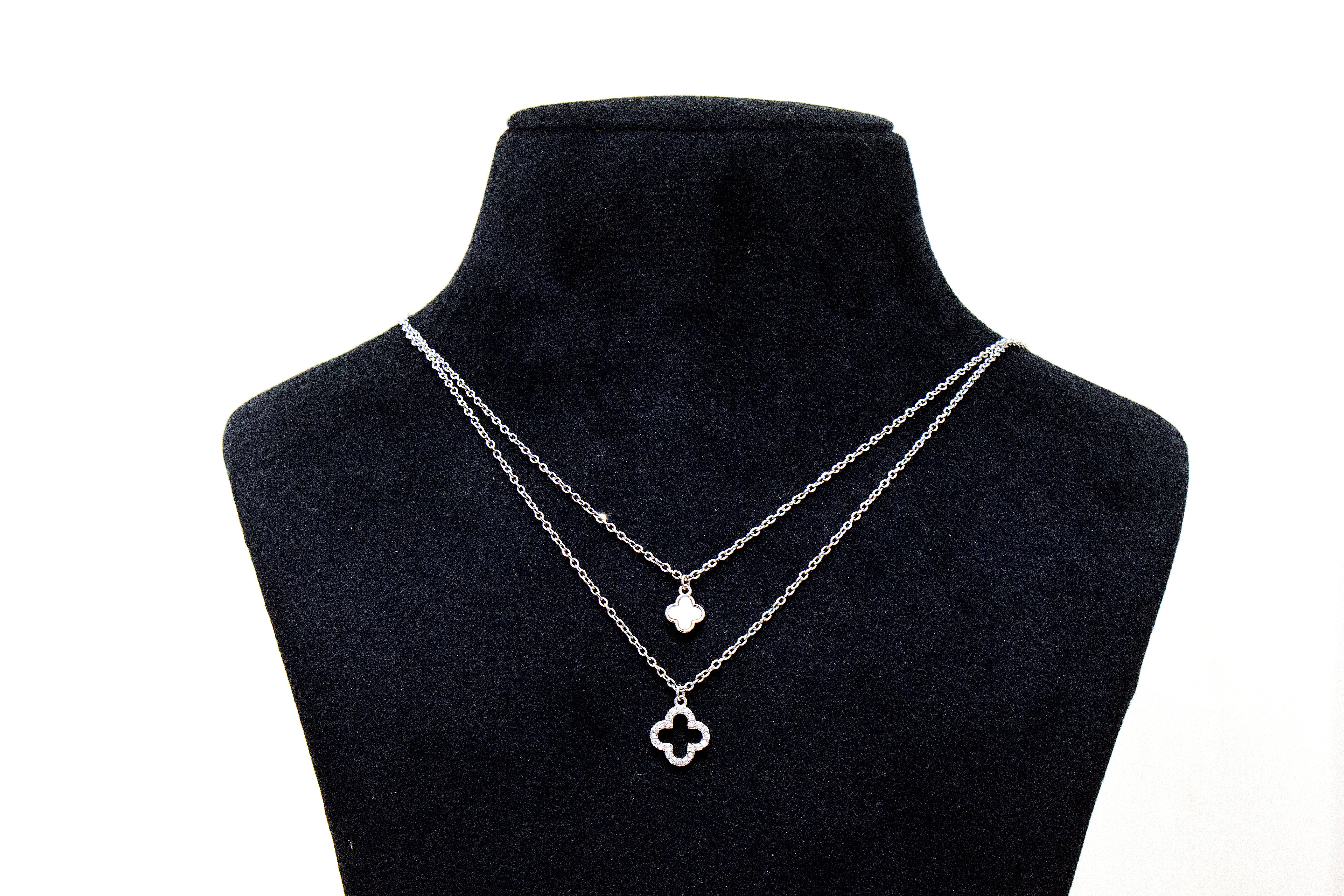 LAYERED CLOVER CHARM NECKLACE
