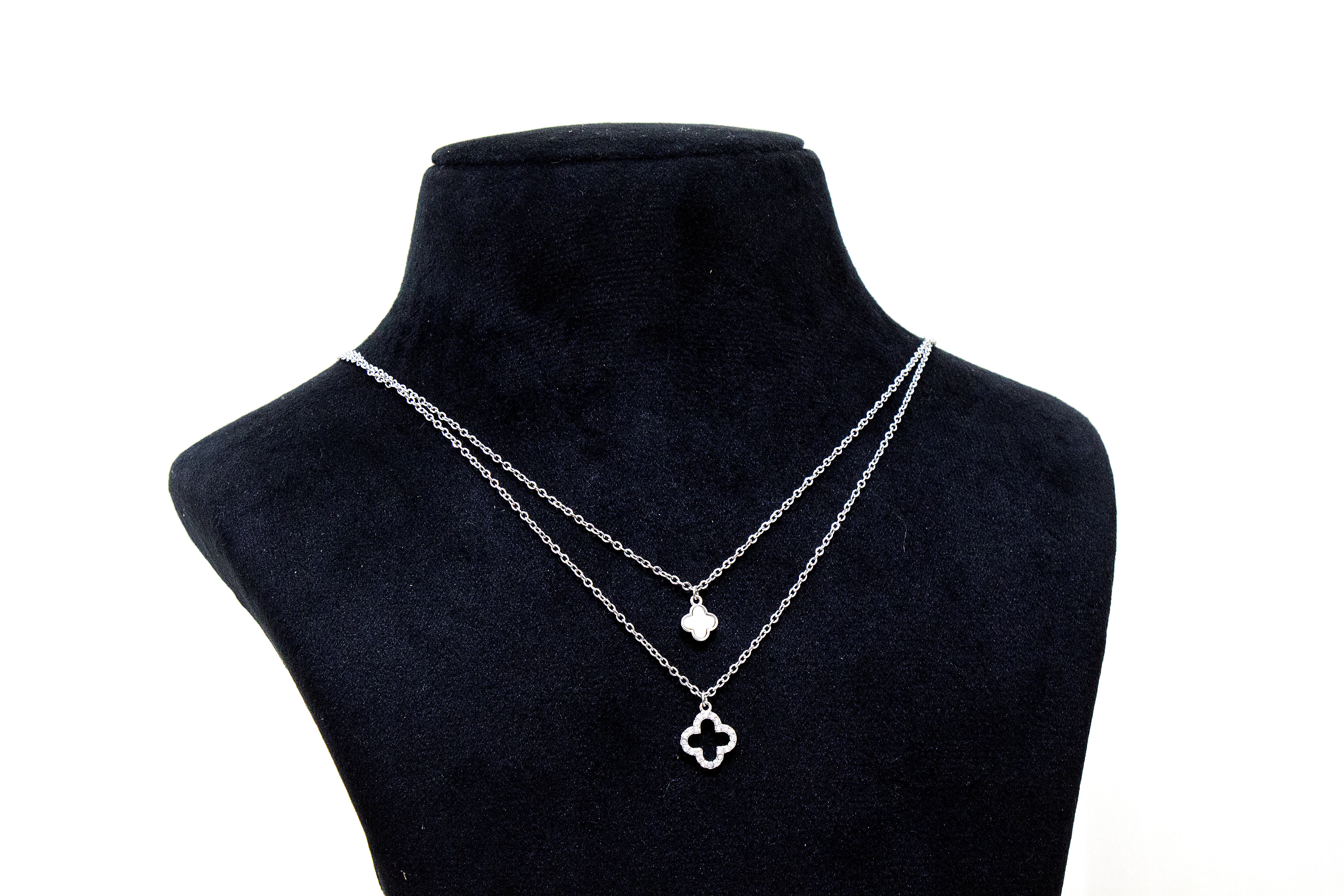 LAYERED CLOVER CHARM NECKLACE