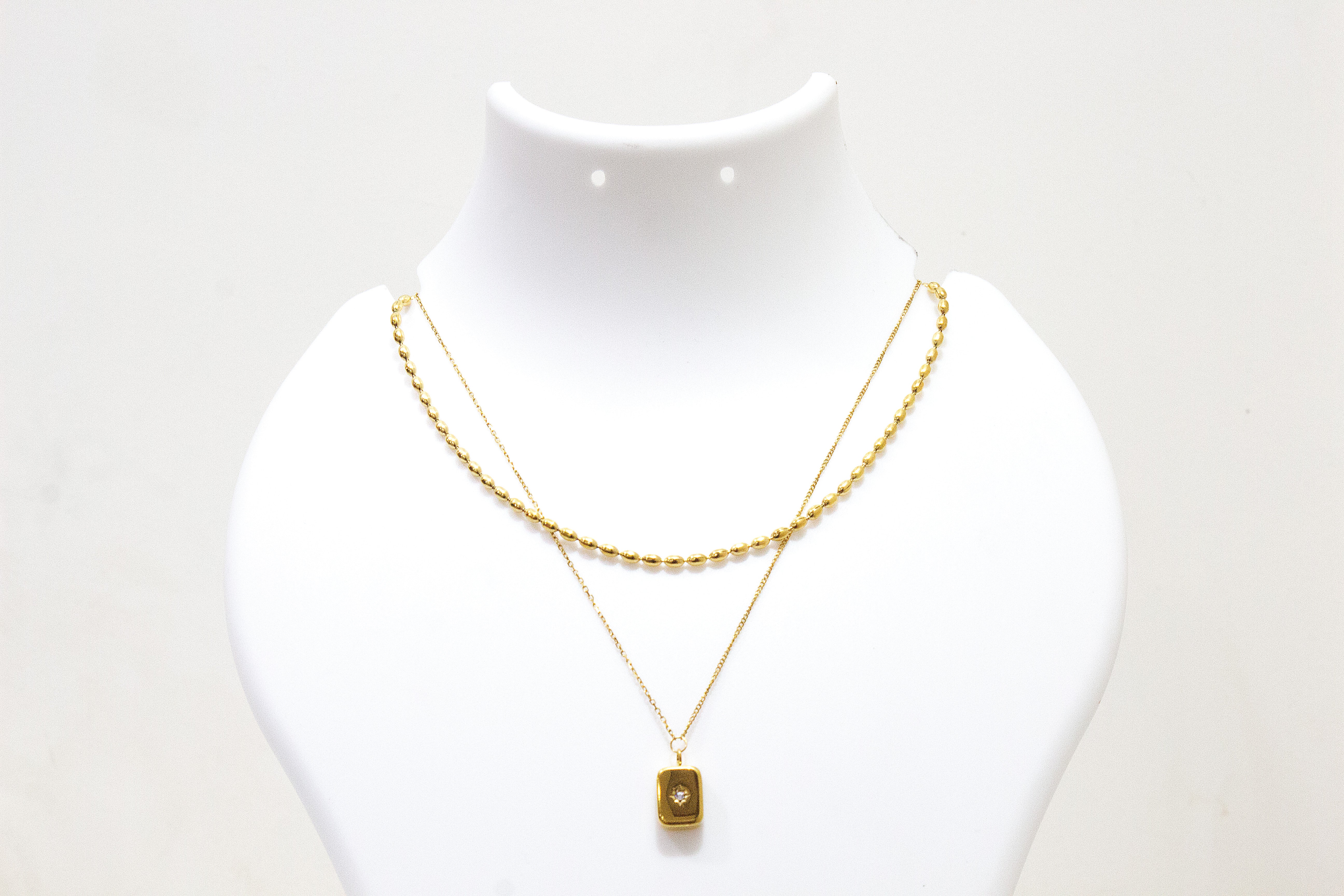 TWIN LAYERS RECTANGLE PENDANT NECKLACE