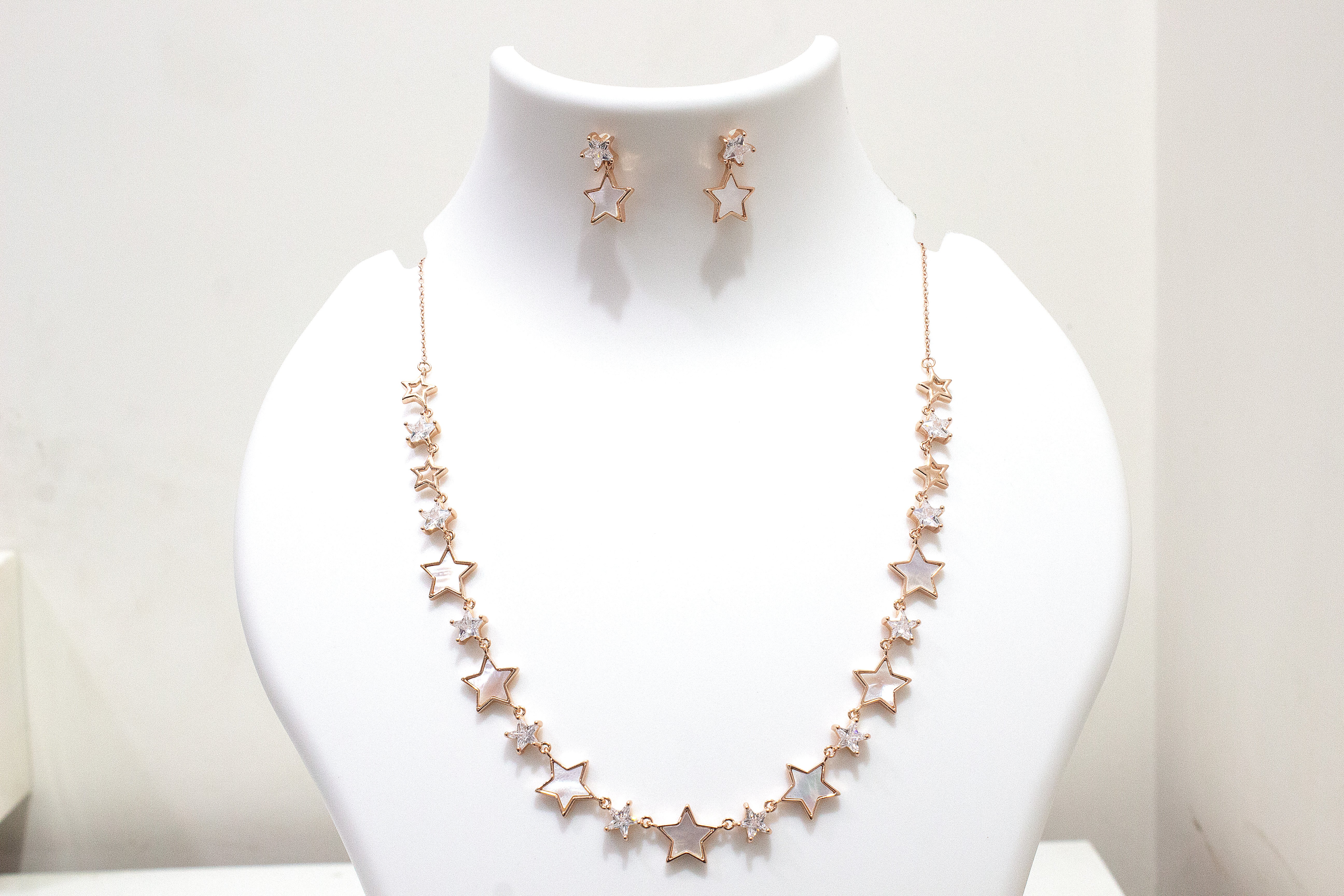 CELESTIAL STAR NECKLACE