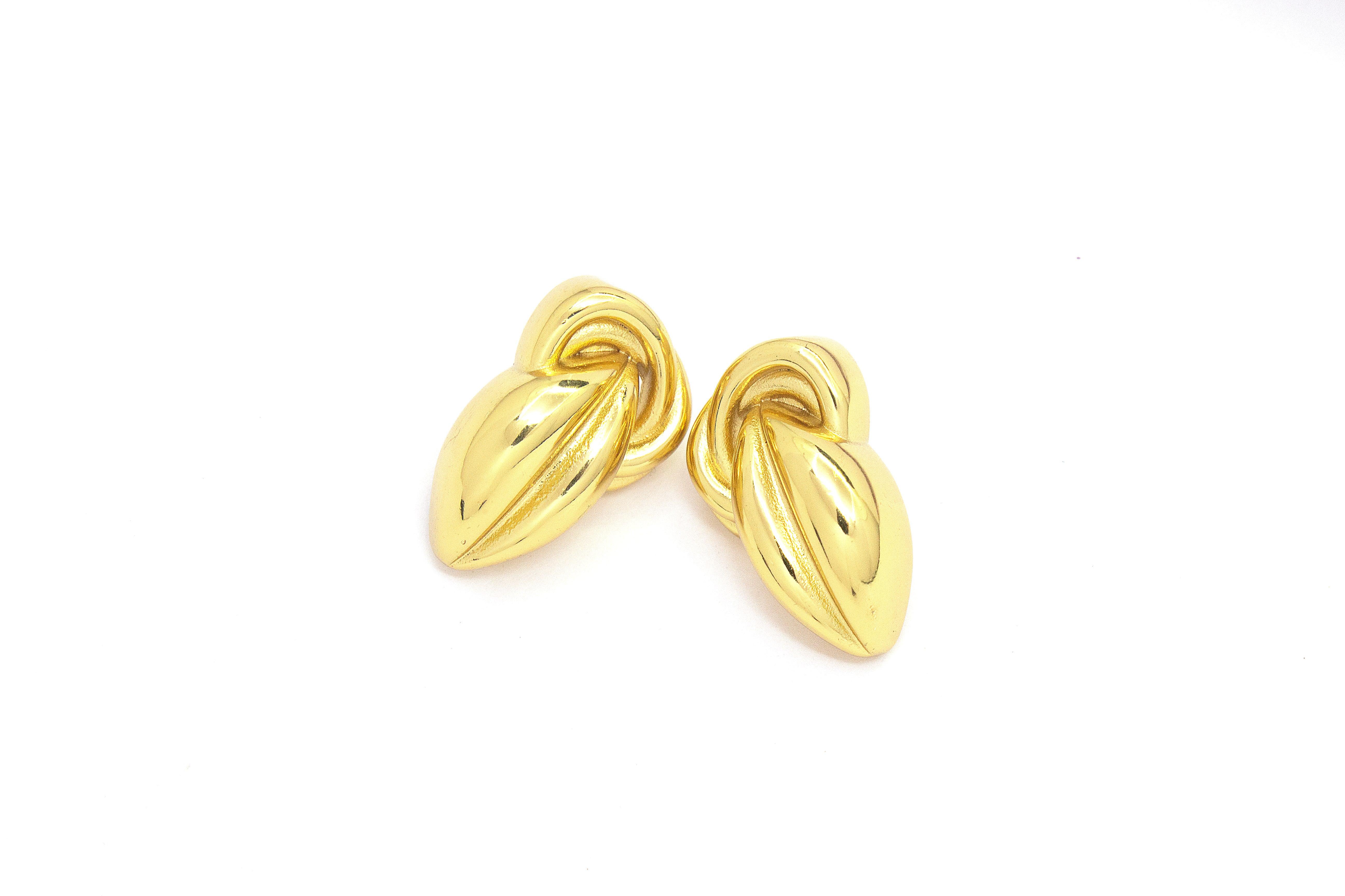 GOLD KNOT EARRINGS