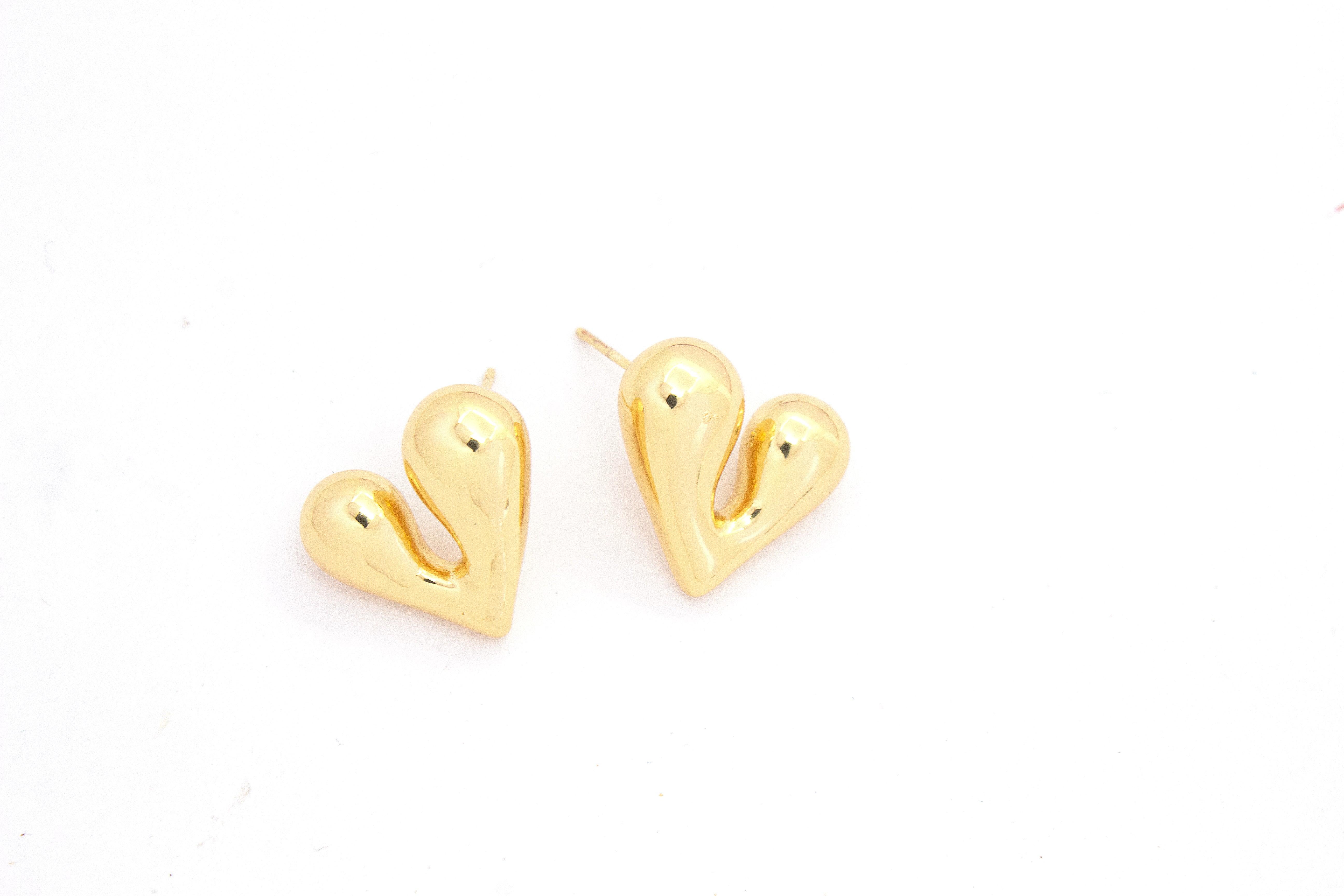 PUFFED HEART STUD EARRINGS