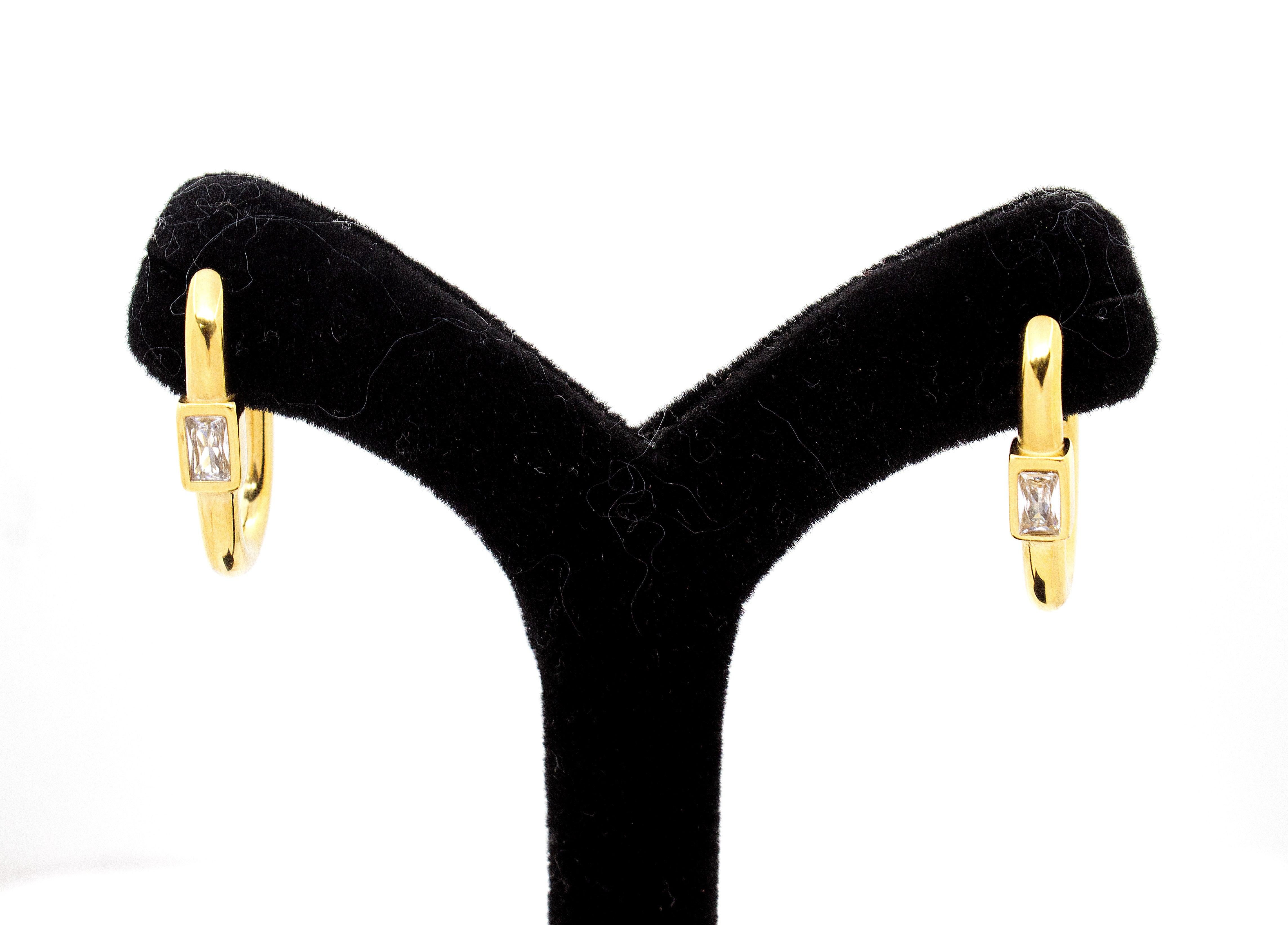 MODERN RECTANGULAR HOOP EARRINGS