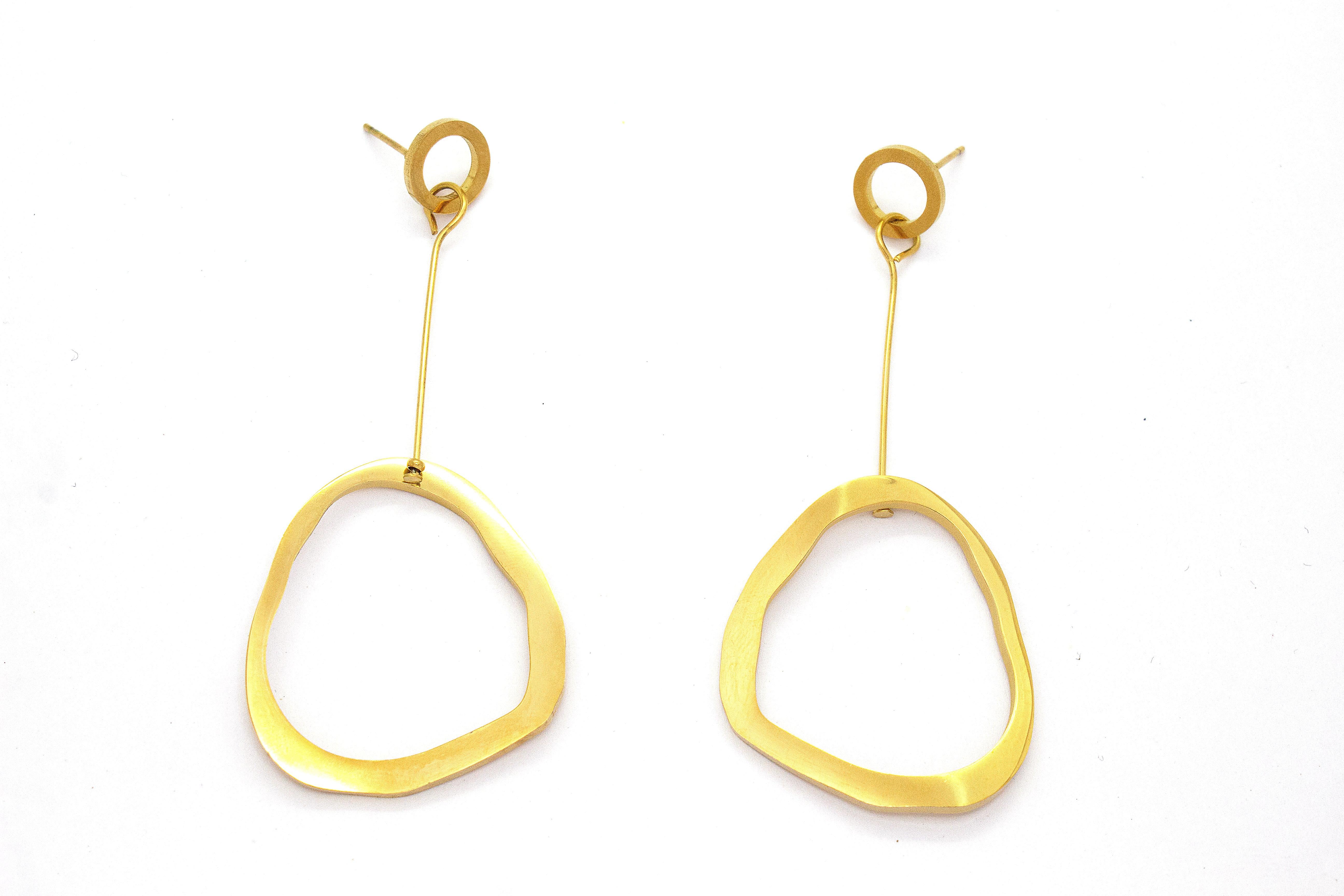 ASYMMETRIC LINE DROP EARRINGS