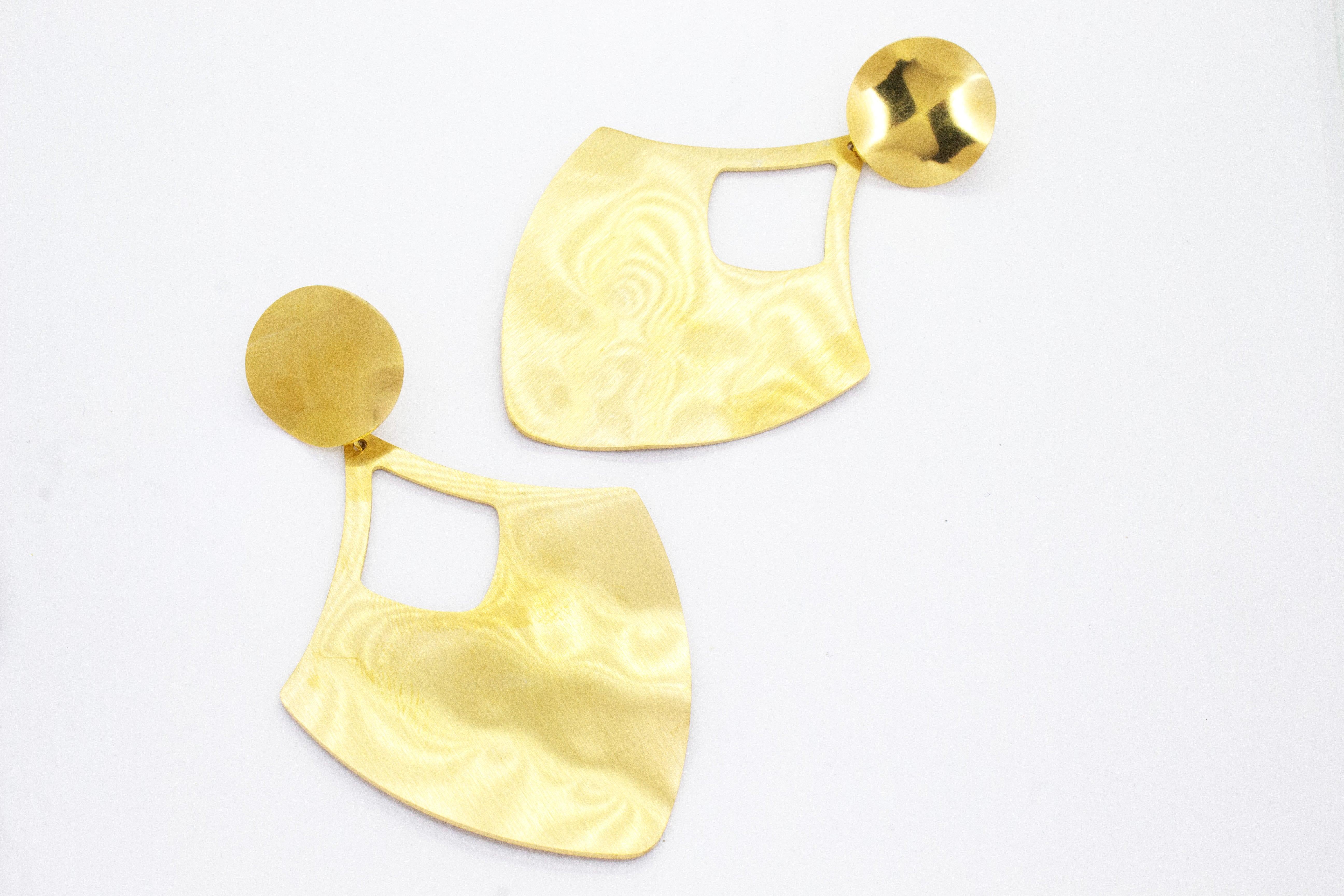 GEOMETRIC FAN DROP EARRINGS