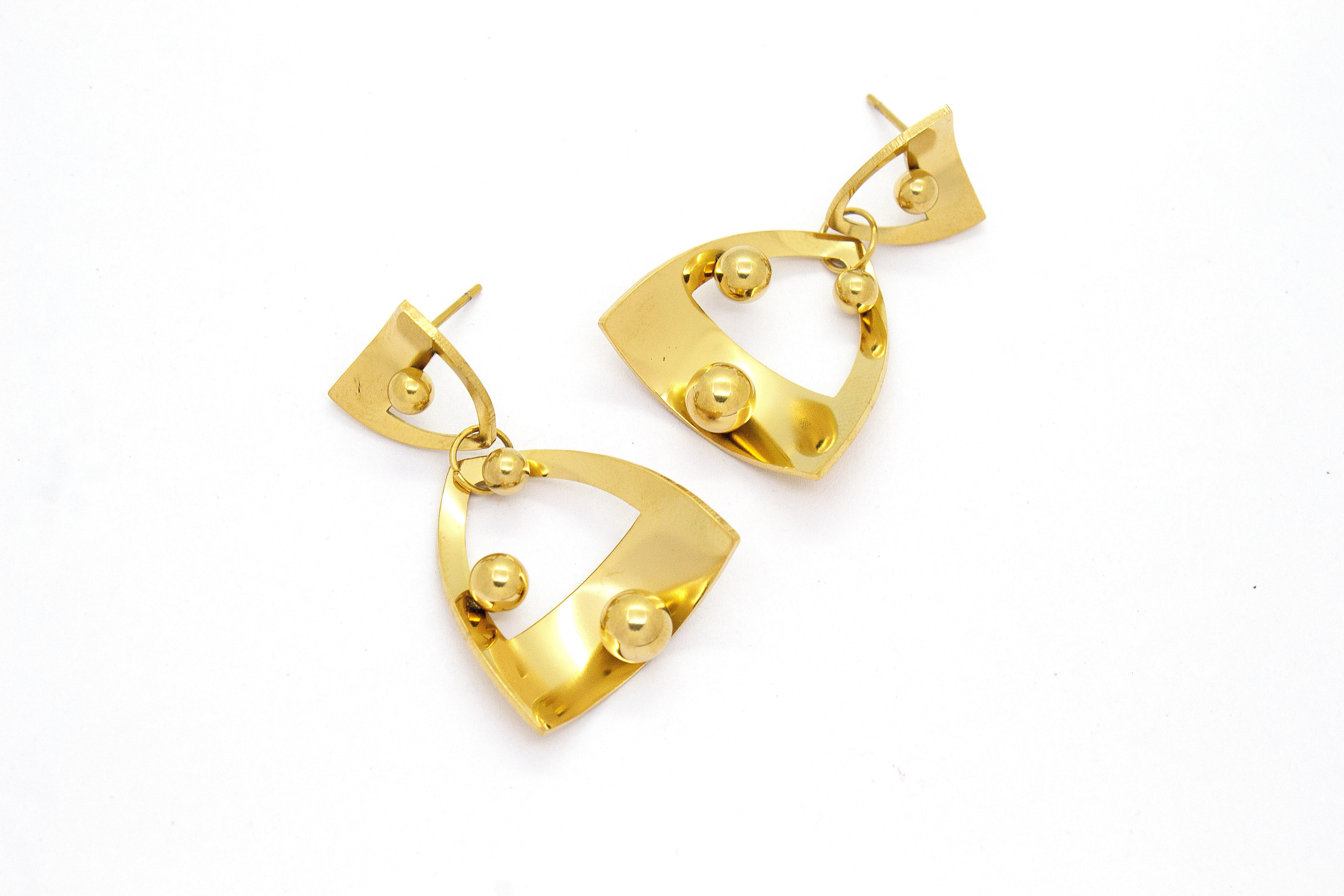 GOLD SPHERE DROP EARRINGS