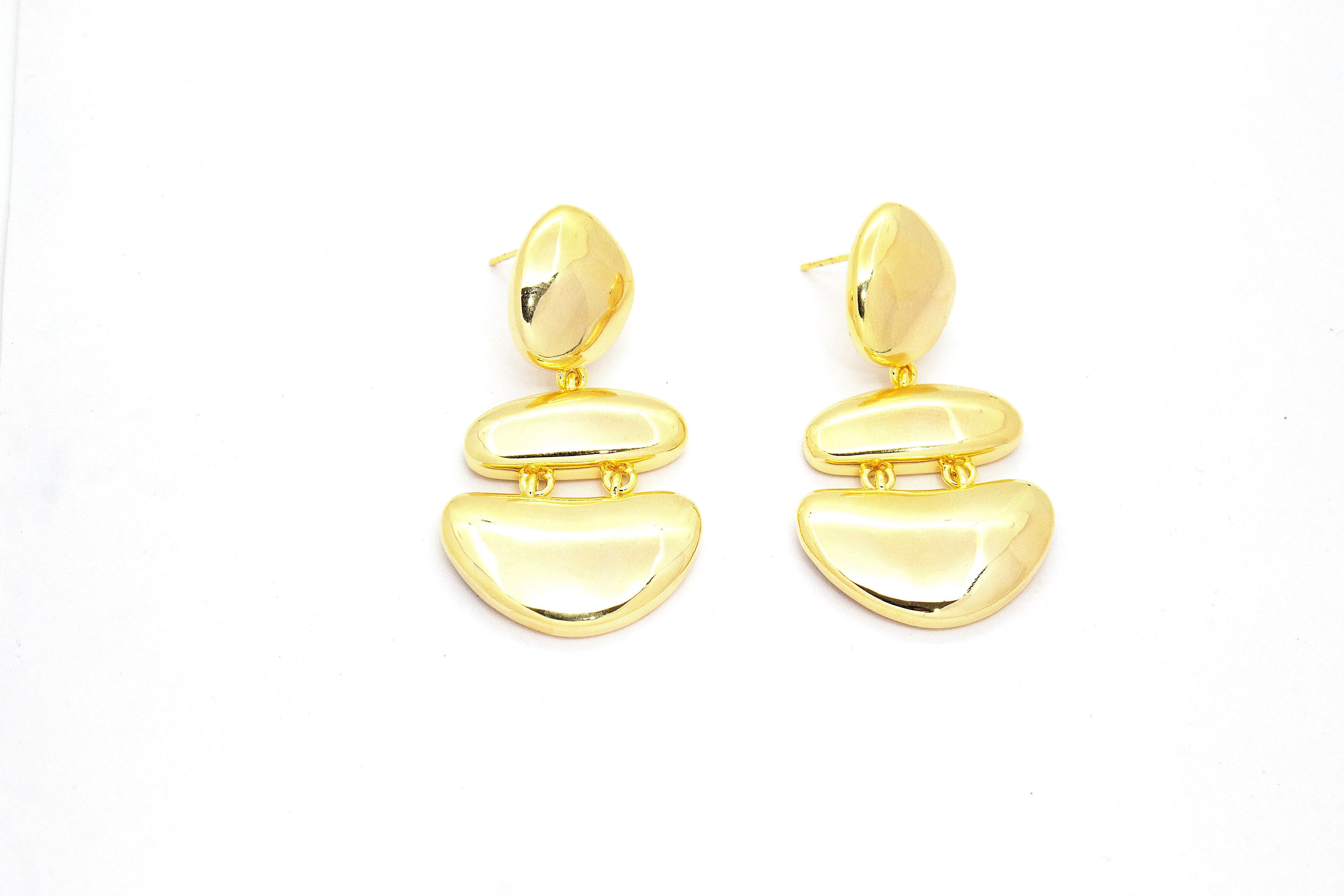 MOLTEN GOLD SCULPTURAL DROP EARRINGS