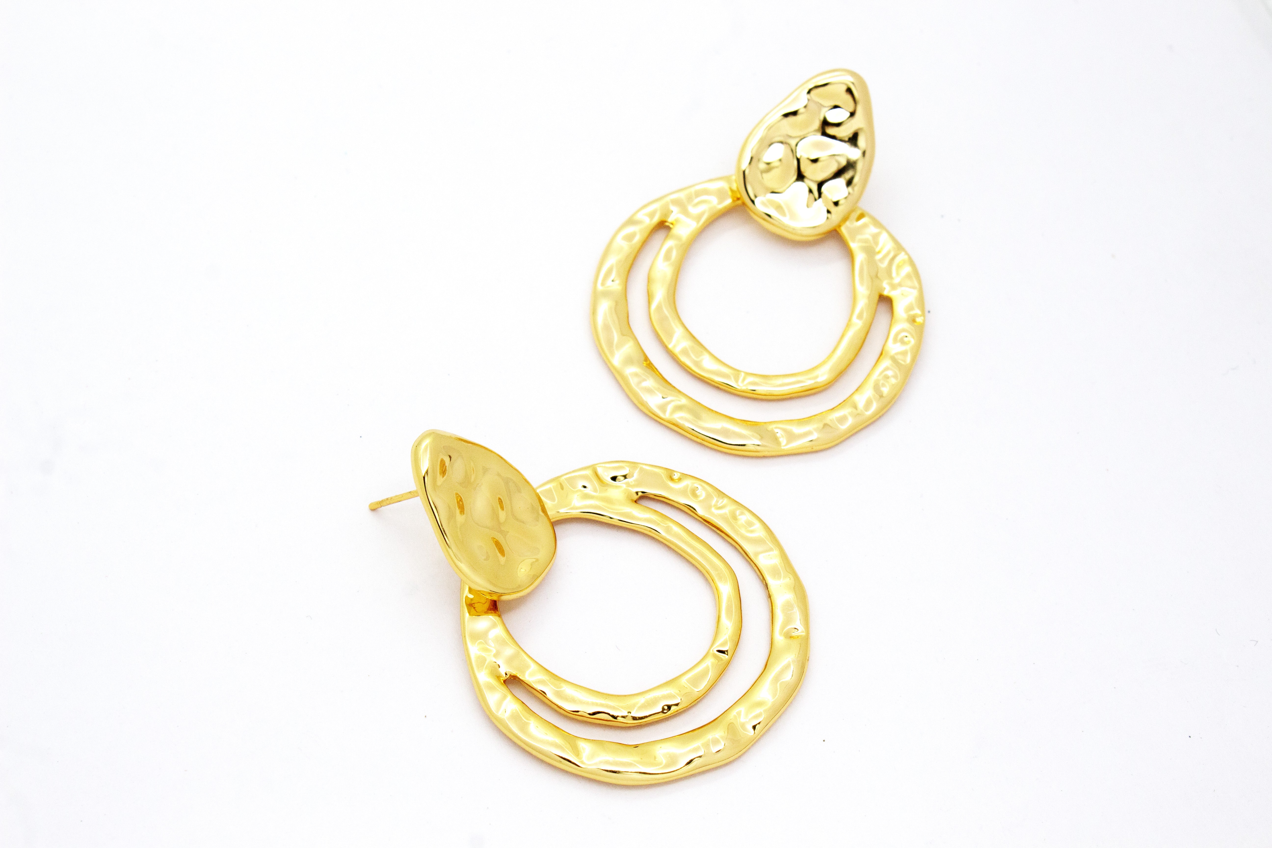TEXTURED GOLD DOUBLE HOOP EARRINGS