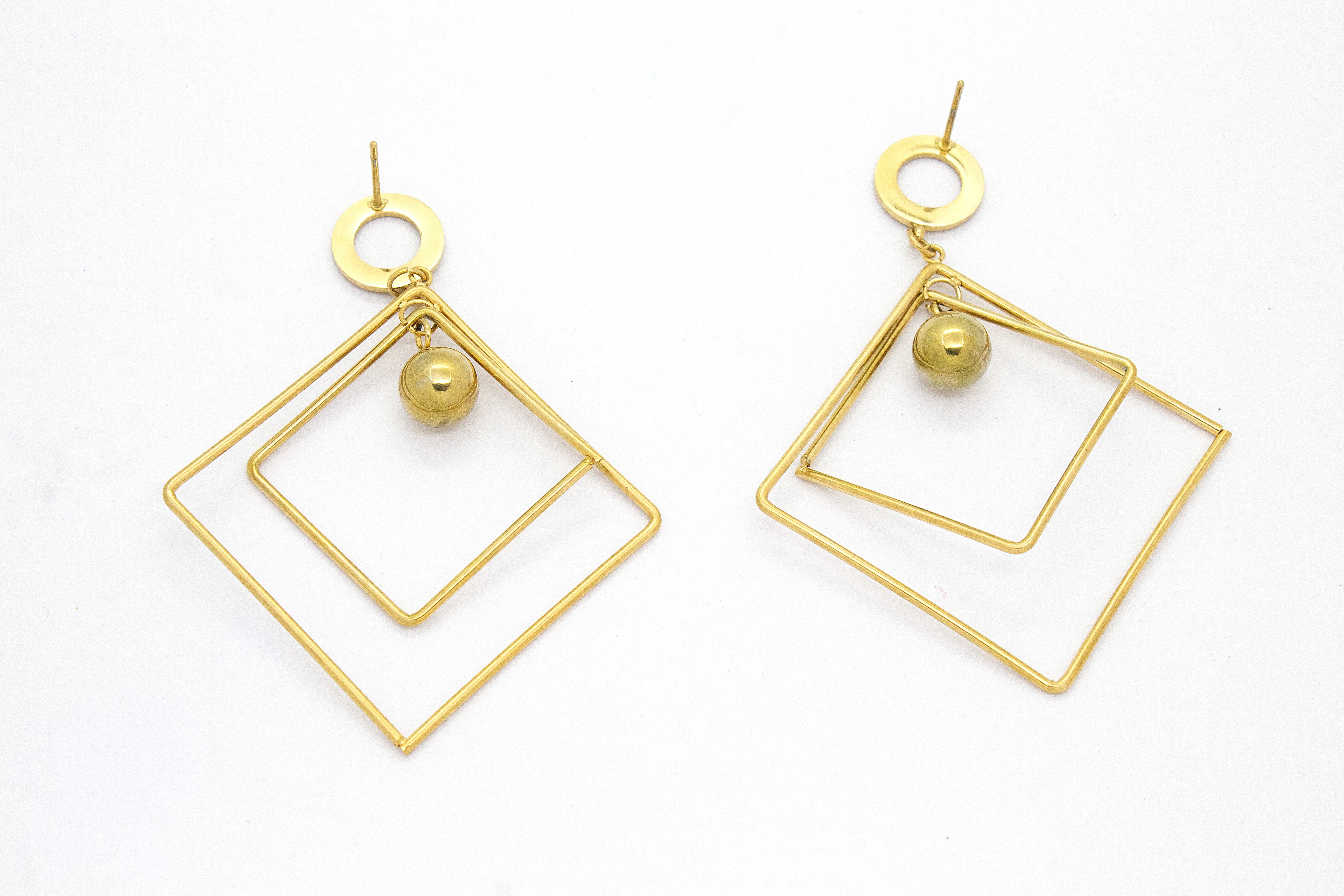 GEOMETRIC FRAME DROP EARRINGS IN GOLD TONE