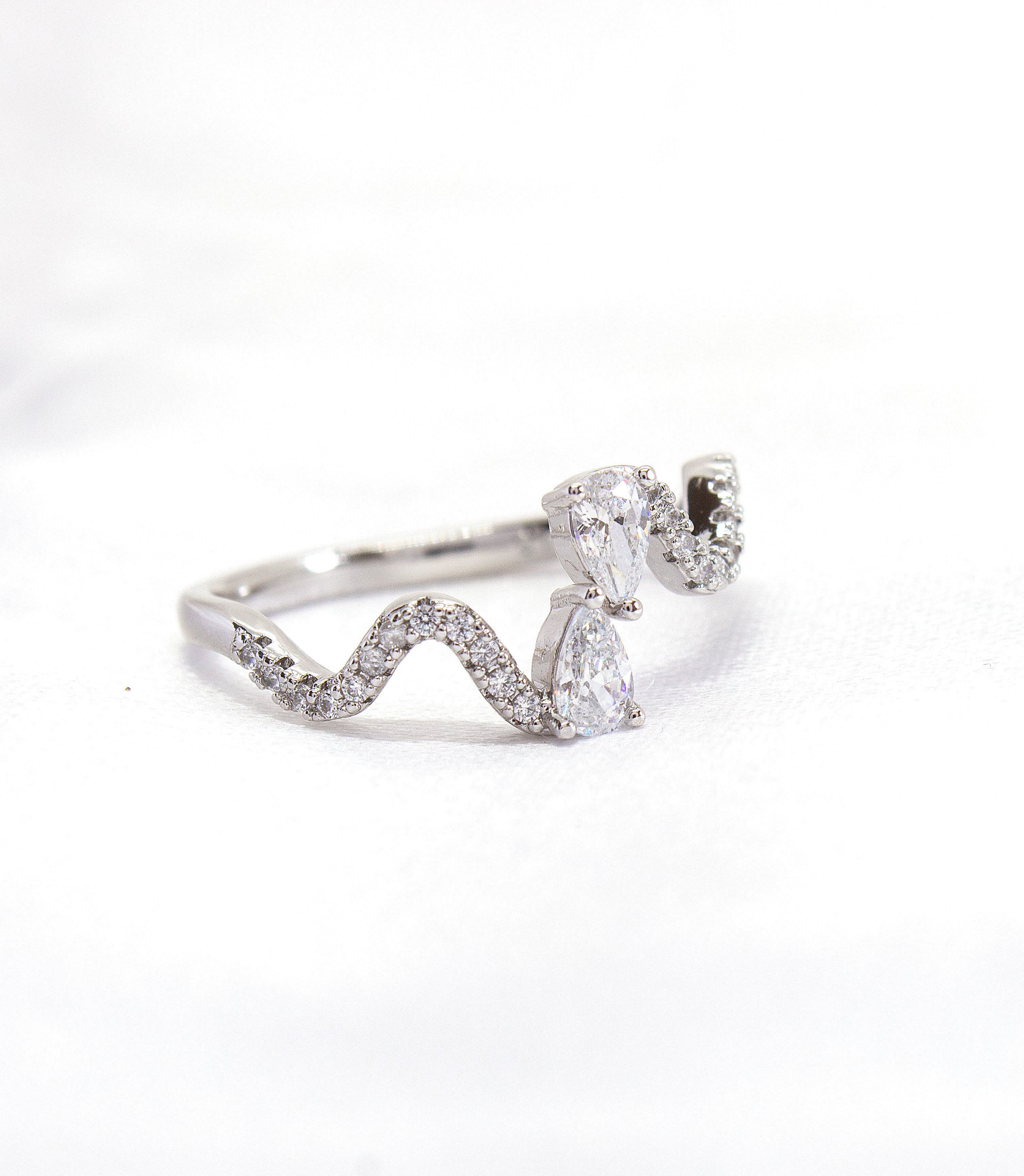 SILVER ZIG-ZAG DUAL PEAR ZIRCON RING