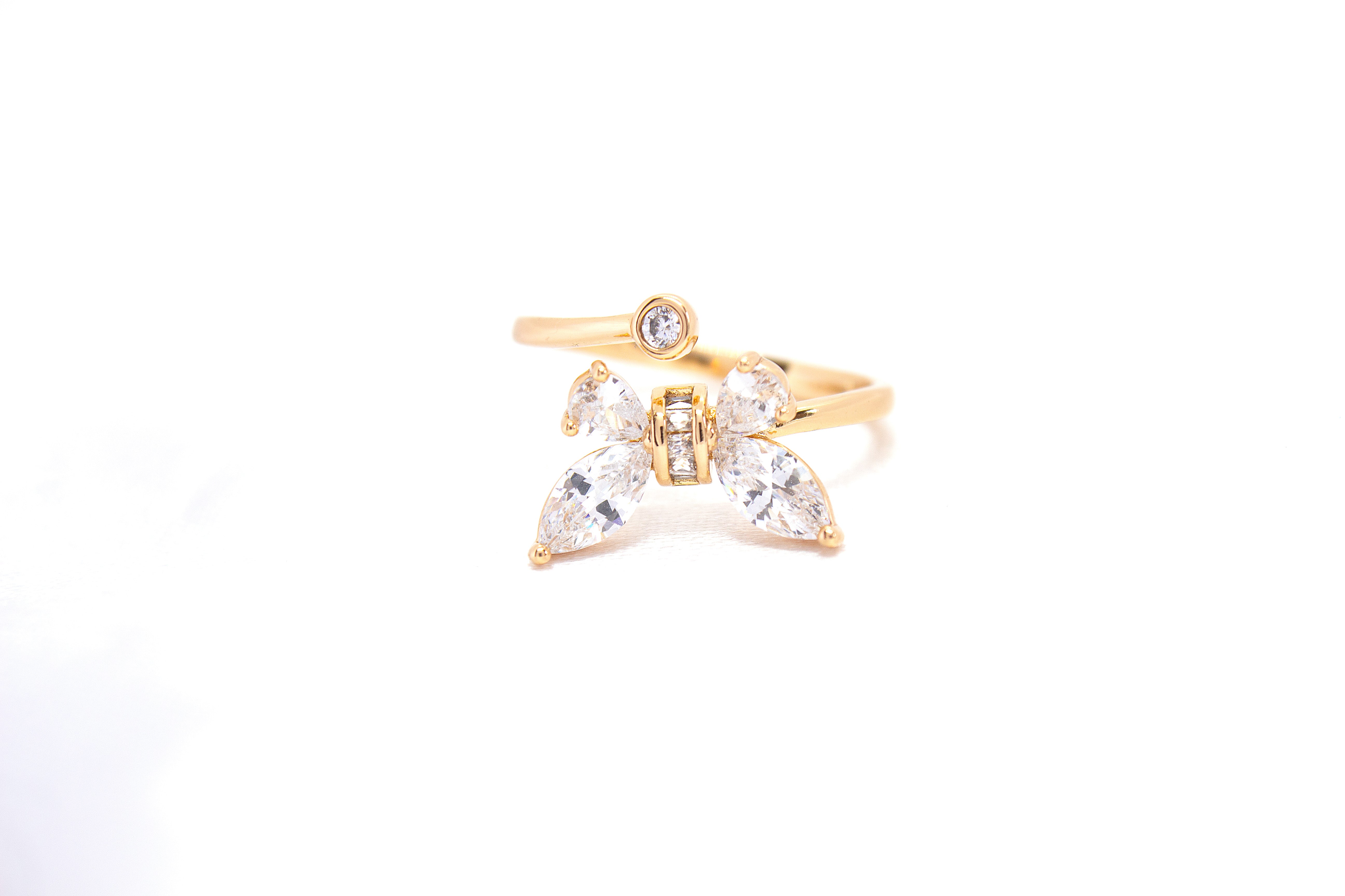 ELEGANT BUTTERFLY OPEN WRAP RING