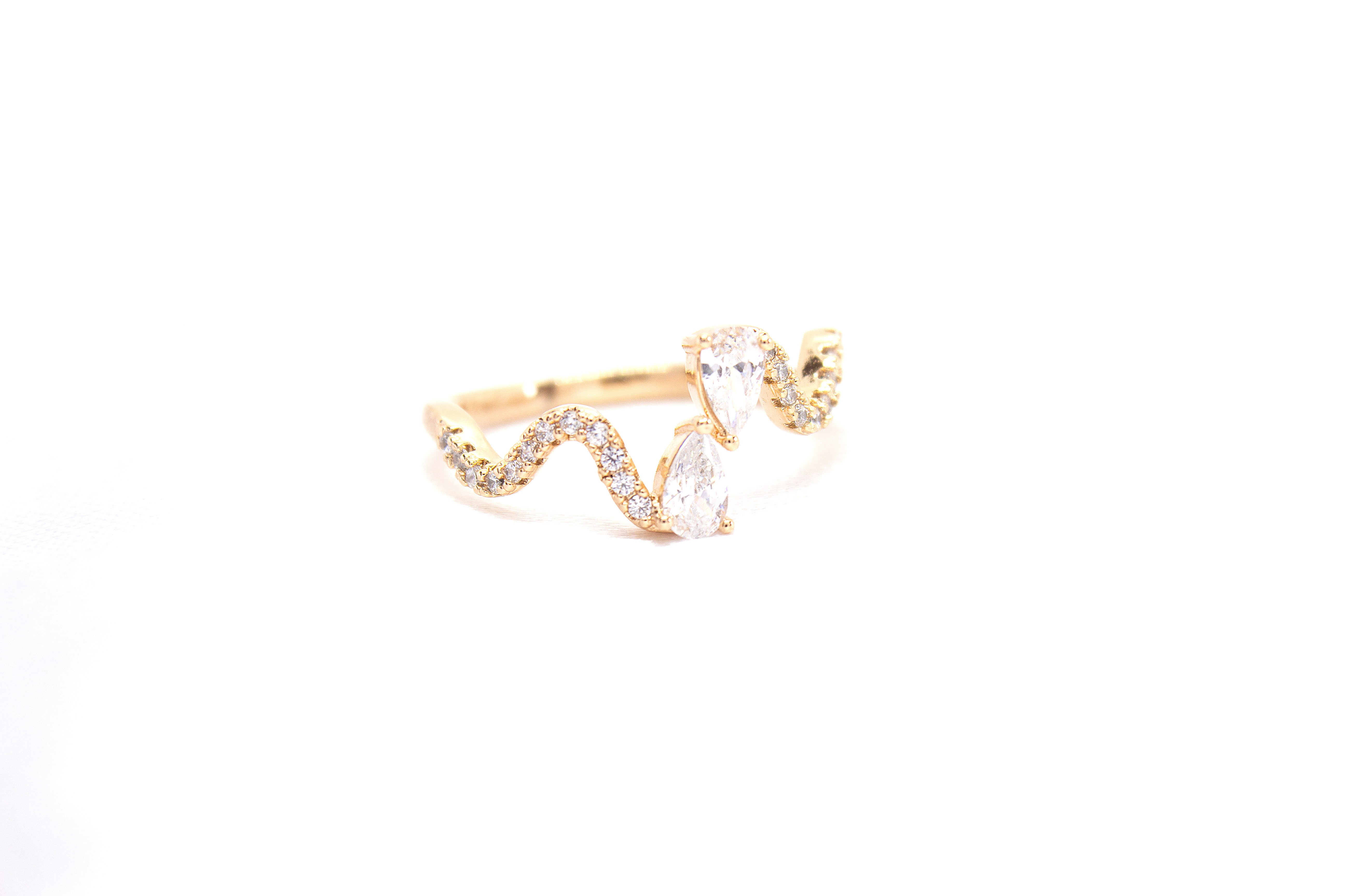 TWIN TEARDROP ZIRCON WAVE RING