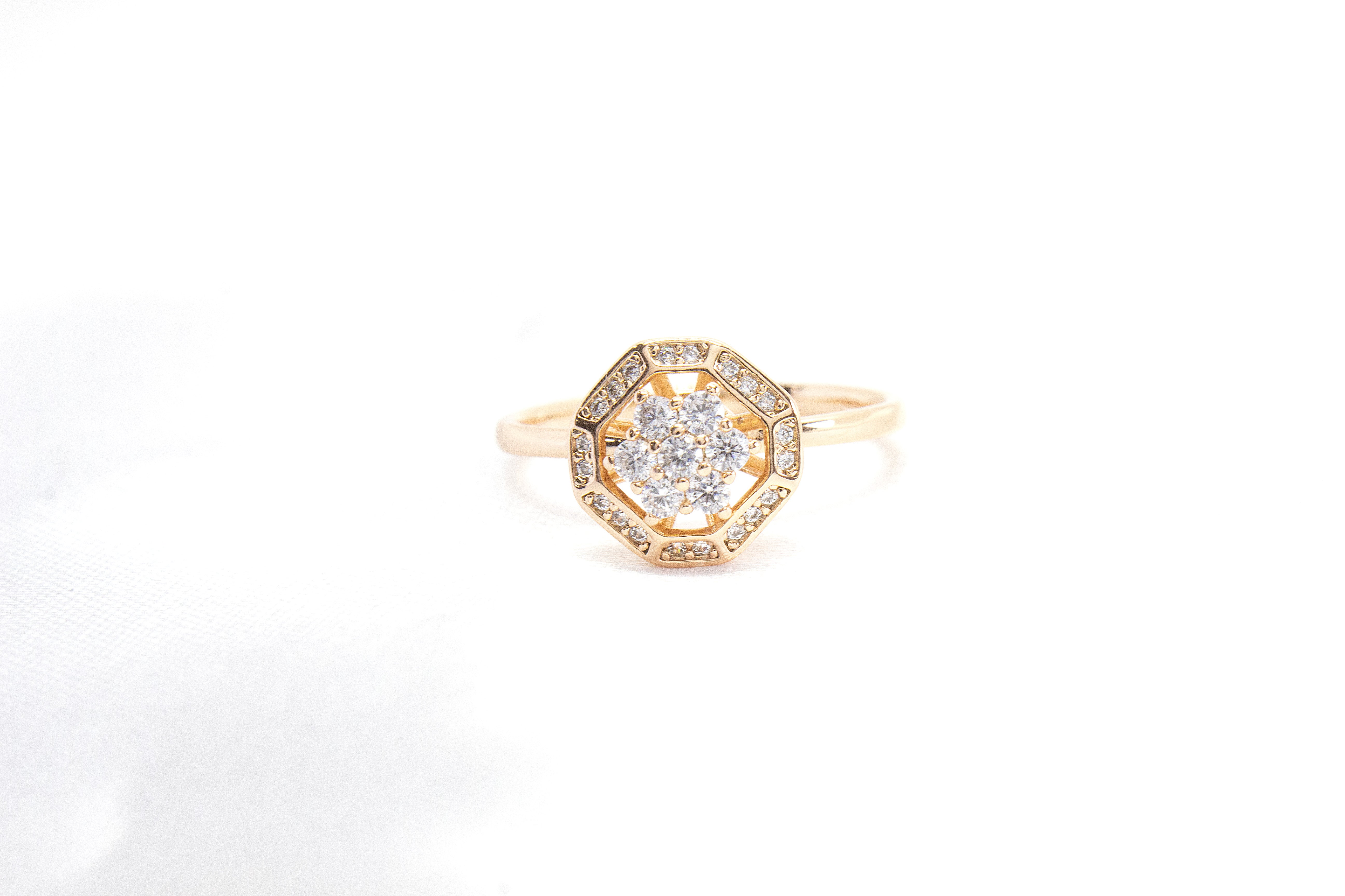 GEOMETRIC BLOOM DIAMOND CLUSTER RING