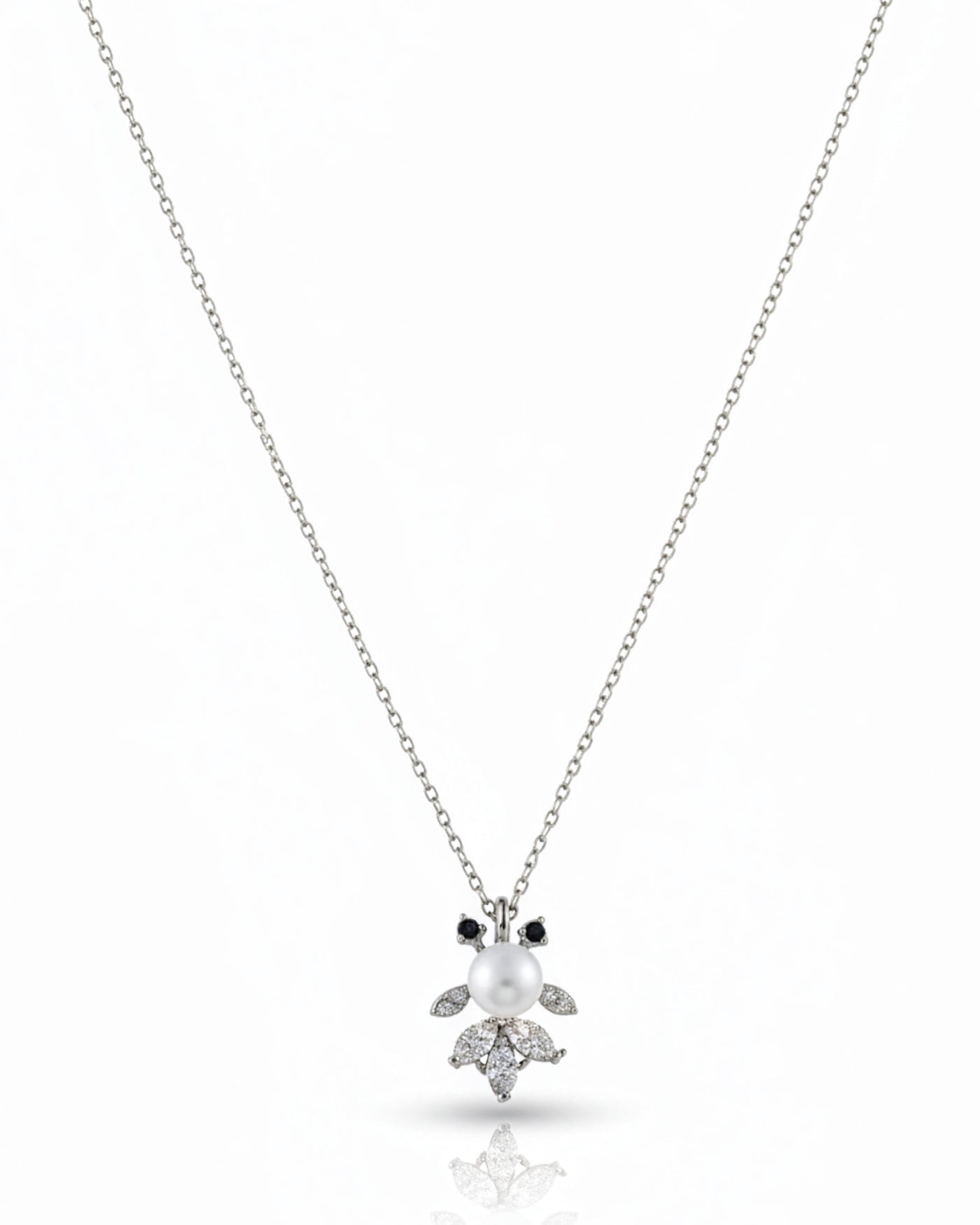 Pearl Bloom Pendant Chain