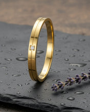 Center Stone Line Men’s Bracelet