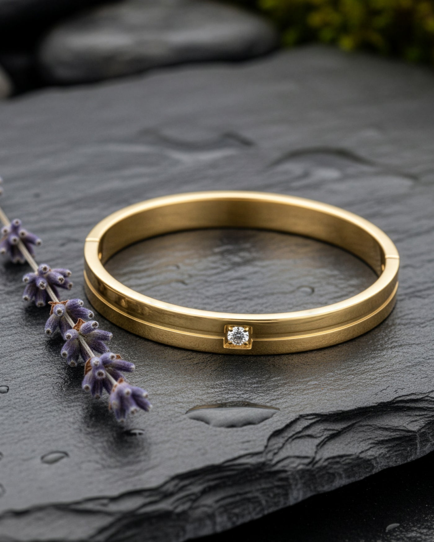 Center Stone Line Men’s Bracelet
