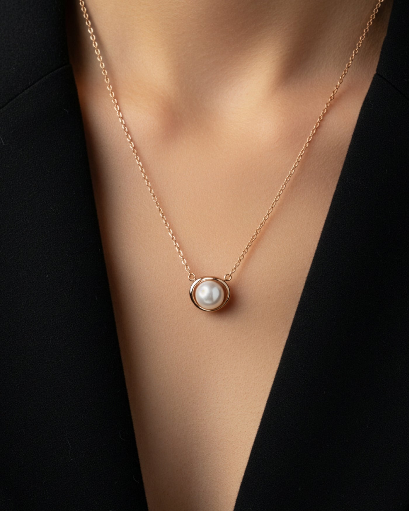 Rose Gold Pearl Orbit Pendant Chain