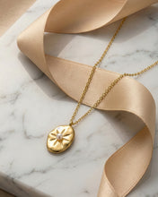 Vintage Pearl Floral Disc Pendant Chain